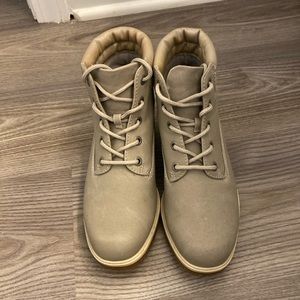 Silver duck boots